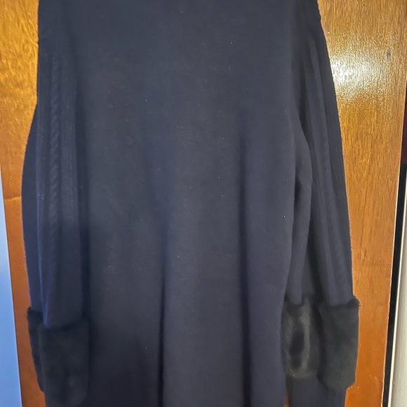 Plus size Sweater - Picture 5 of 9